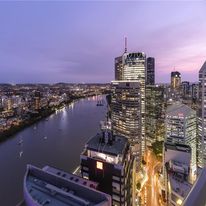 Oaks Brisbane Aurora Suites