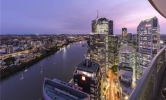 Oaks Brisbane Aurora Suites