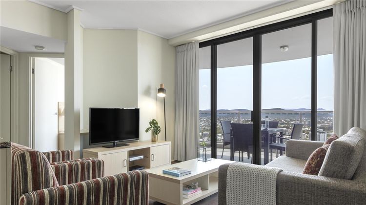 Oaks Brisbane Aurora Suites Suite