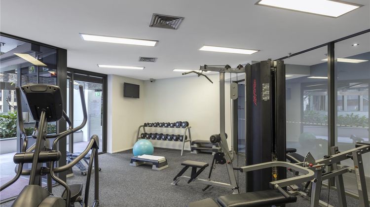 Oaks Brisbane Aurora Suites Health