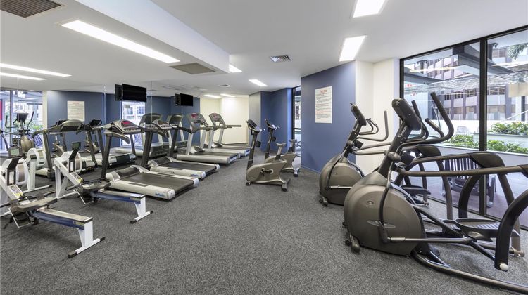 Oaks Brisbane Aurora Suites Health