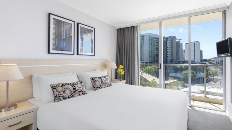 Oaks Brisbane Lexicon Suites Suite