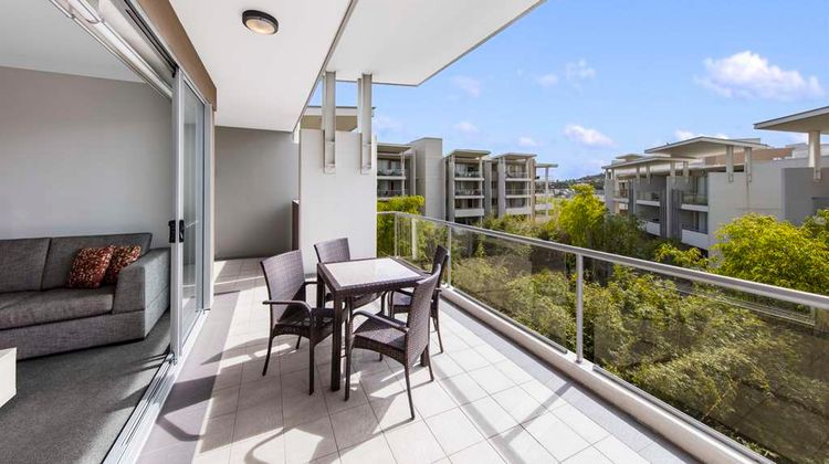 Oaks Brisbane Mews Suites Suite