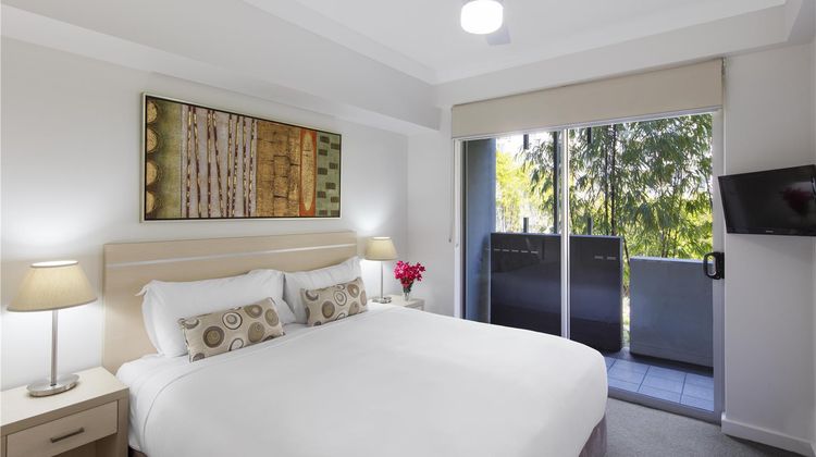 Oaks Brisbane Mews Suites Suite