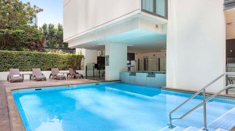 <b>Oaks Brisbane Charlotte Suites Pool</b>. Images powered by <a href="https://iceportal.shijigroup.com/" title="IcePortal" target="_blank">IcePortal</a>.