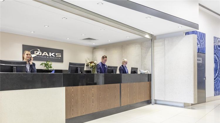 Oaks Brisbane Charlotte Suites Lobby