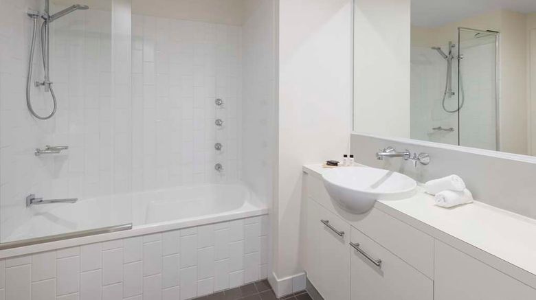 <b>Oaks Brisbane on Margaret Suites Room</b>. Images powered by <a href="https://iceportal.shijigroup.com/" title="IcePortal" target="_blank">IcePortal</a>.