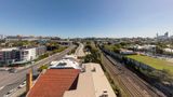 Oaks Brisbane Woolloongabba Suites Room