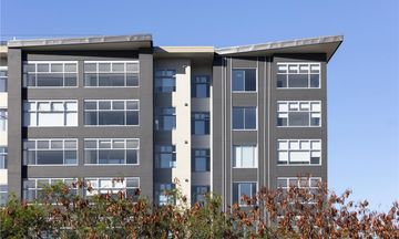 Oaks Brisbane Woolloongabba Suites
