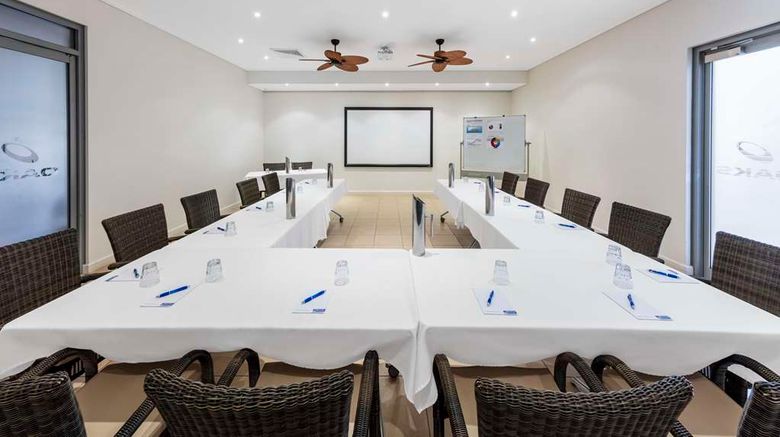<b>Oaks Broome Meeting</b>. Images powered by <a href="https://iceportal.shijigroup.com/" title="IcePortal" target="_blank">IcePortal</a>.