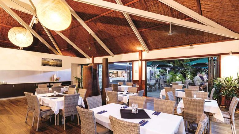 <b>Oaks Cable Beach Sanctuary Restaurant</b>. Images powered by <a href="https://iceportal.shijigroup.com/" title="IcePortal" target="_blank">IcePortal</a>.