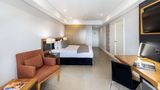 Oaks Elan Darwin Room