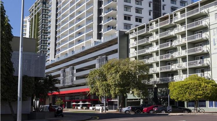 Oaks Elan Darwin Exterior