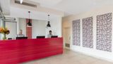Oaks Elan Darwin Lobby