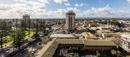 Oaks Glenelg Liberty Suites Exterior