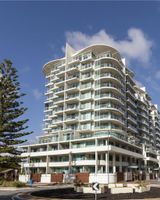 Oaks Glenelg Liberty Suites