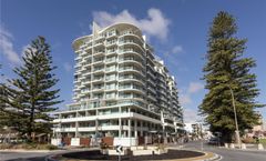 Oaks Glenelg Liberty Suites
