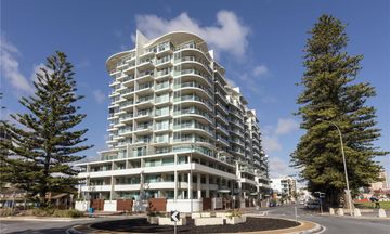 Oaks Glenelg Liberty Suites