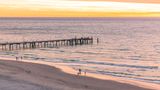 Oaks Glenelg Plaza Pier Suites Exterior