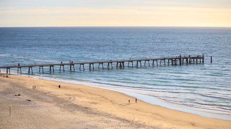 <b>Oaks Glenelg Plaza Pier Suites Exterior</b>. Images powered by <a href="https://iceportal.shijigroup.com/" title="IcePortal" target="_blank">IcePortal</a>.