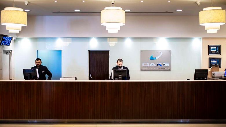<b>Oaks Glenelg Plaza Pier Suites Lobby</b>. Images powered by <a href="https://iceportal.shijigroup.com/" title="IcePortal" target="_blank">IcePortal</a>.