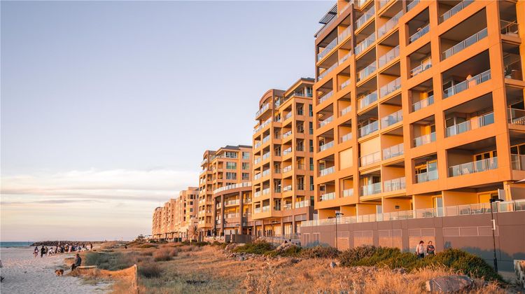 Oaks Glenelg Plaza Pier Suites Exterior