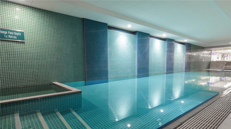 Oaks Glenelg Plaza Pier Suites Pool