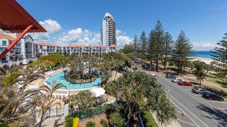 <b>Oaks Gold Coast Calypso Plaza Suites Exterior</b>. Images powered by <a href="https://iceportal.shijigroup.com/" title="IcePortal" target="_blank">IcePortal</a>.