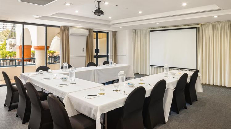 Oaks Gold Coast Calypso Plaza Suites Meeting