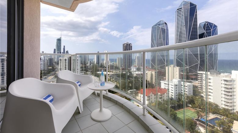 <b>Oaks Gold Coast Hotel Room</b>. Images powered by <a href="https://iceportal.shijigroup.com/" title="IcePortal" target="_blank">IcePortal</a>.