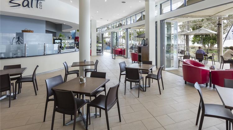 Oaks Hervey Bay Resort and Spa Restaurant