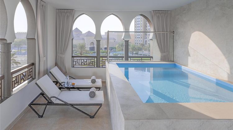 Oaks Ibn Battuta Gate Dubai Room