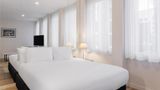 Oaks Melbourne on Collins Street Room