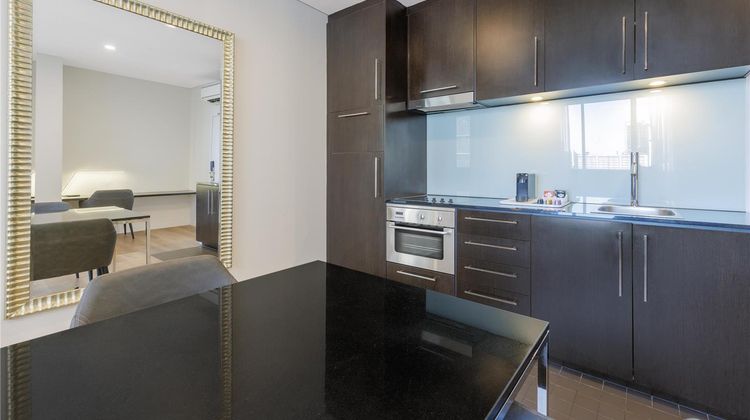 Oaks Melbourne on Collins Street Room