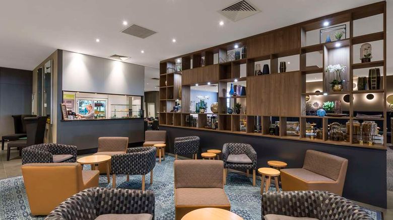 <b>Oaks Melbourne on Market Hotel Lobby</b>. Images powered by <a href="https://iceportal.shijigroup.com/" title="IcePortal" target="_blank">IcePortal</a>.