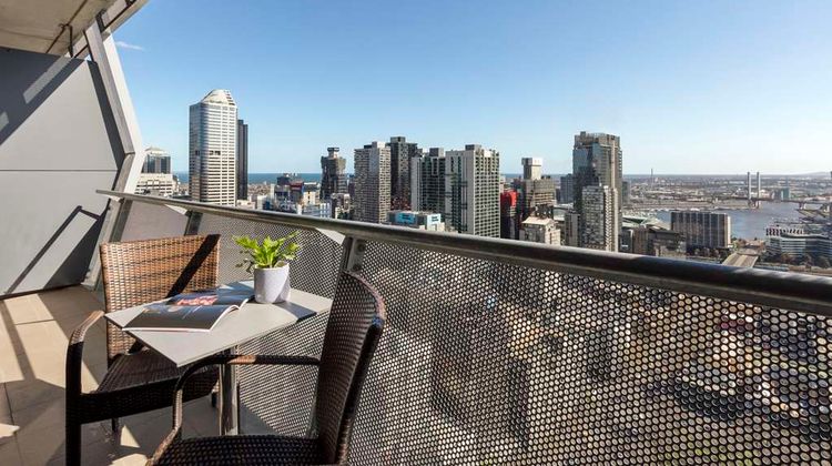 Oaks Melbourne on William Suites Suite
