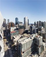Oaks Melbourne on William Suites