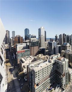 Oaks Melbourne on William Suites