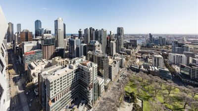 Oaks Melbourne on William Suites