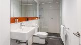 Oaks Melbourne South Yarra Suites Room