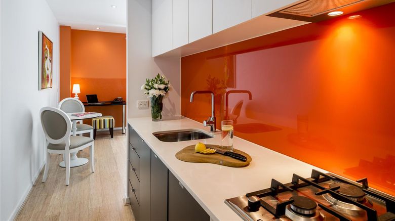 <b>Oaks Melbourne South Yarra Suites Room</b>. Images powered by <a href="https://iceportal.shijigroup.com/" title="IcePortal" target="_blank">IcePortal</a>.