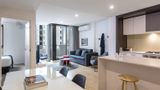 Oaks Melbourne Southbank Suites Room