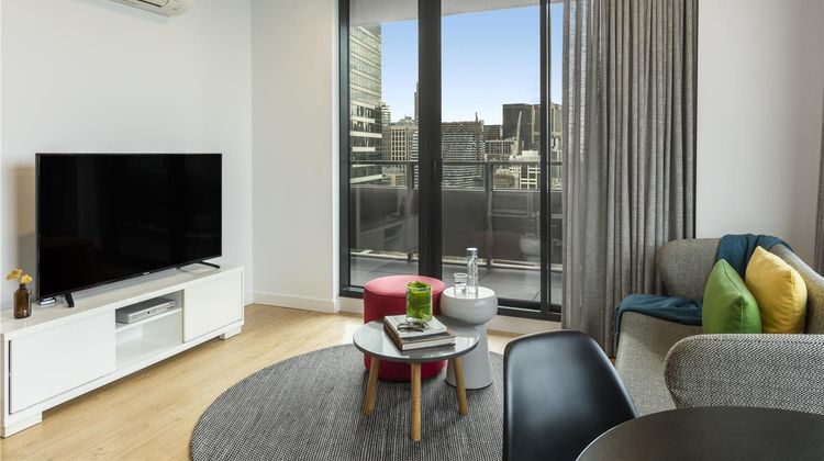 Oaks Melbourne Southbank Suites Suite