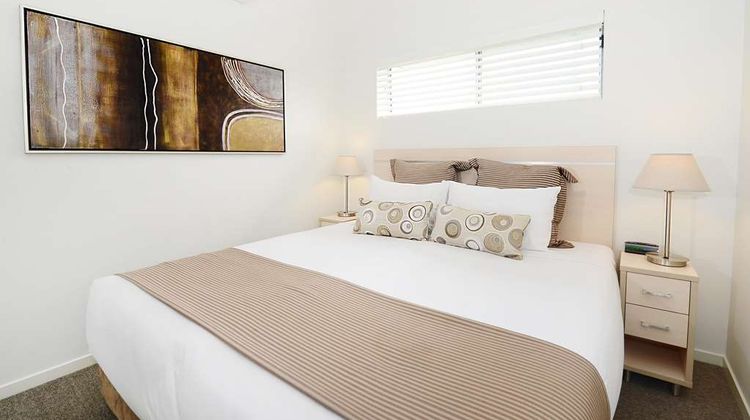 Oaks Middlemount Suites Suite
