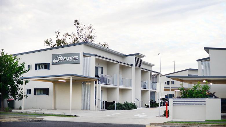 Oaks Middlemount Suites Exterior. Images powered by <a href="https://iceportal.shijigroup.com" target="_blank" rel="noopener">Ice Portal</a>.