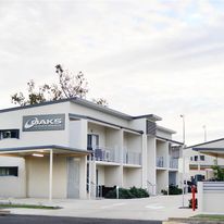 Oaks Middlemount Suites