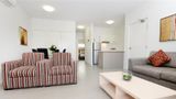 Oaks Middlemount Suites Suite