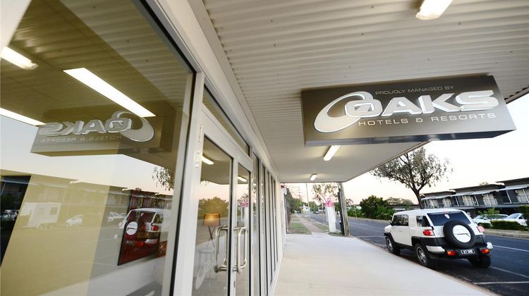 Oaks Moranbah Suites Exterior