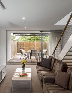 Oaks Nelson Bay Lure Suites