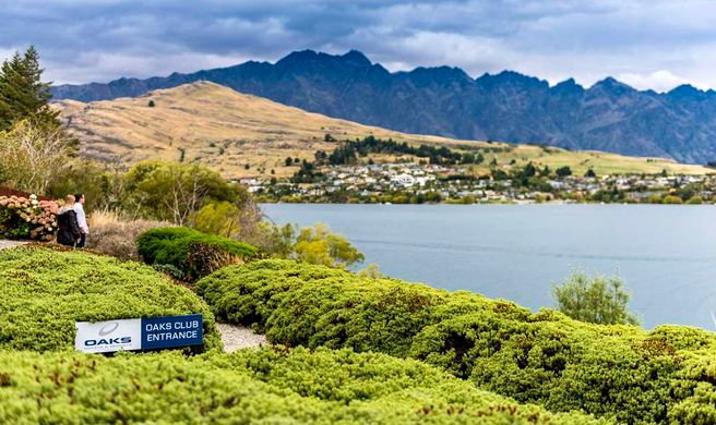 Oaks Queenstown Club Suites Exterior